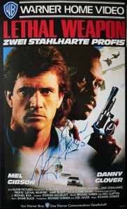 MEL GIBSON - Original-Unterschrift auf VHS-Cover "LETHAL WEAPON"