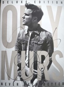 Box: OLLY MURS - 2x HANDSIGNIERT !! - T-Shirt - Autogramm - CD