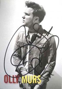 Box: OLLY MURS - 2x HANDSIGNIERT !! - T-Shirt - Autogramm - CD