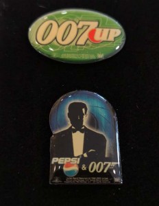 Lot aus 4 Werbepins: JAMES BOND - 007 - "Stirb an einem anderen Tag" - 2002