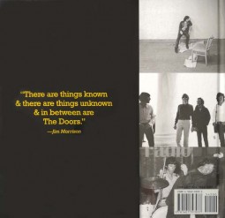 Umfangreiches und vergriffenes Buch über THE DOORS - USA - 2006