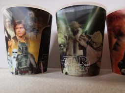 Set aus 4 STAR WARS - LENTICULAR- Bechern - USA 2012