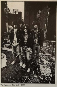 RAMONES - Postkarte "The Ramones, New York, 1977" - ungelaufen