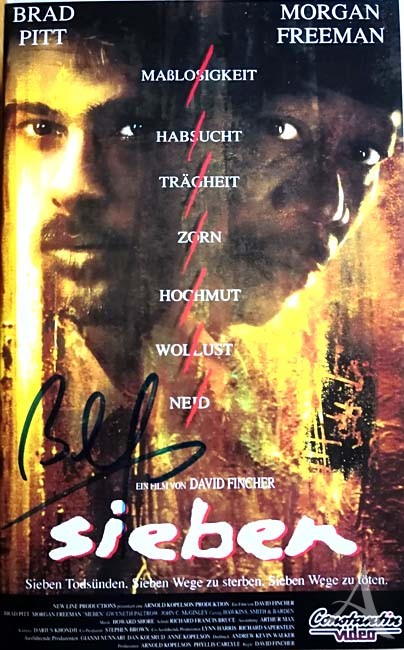 BRAD PITT - Original-Unterschrift auf VHS- Cover "Sieben" BRAD PITT - Original-Unterschrift auf VHS- Cover "Sieben"