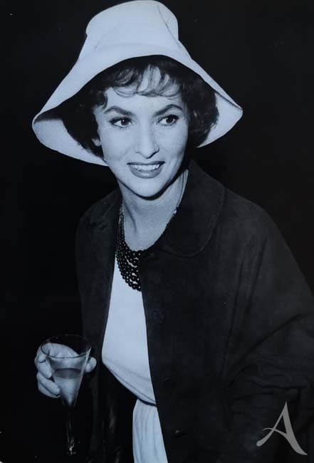 GINA LOLLOBRIGIDA - Postkarte - Privatfoto GINA LOLLOBRIGIDA - Postkarte - Privatfoto