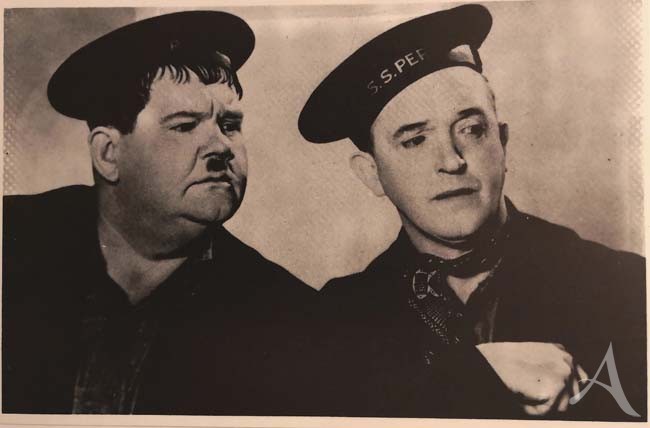 STAN LAUREL & OLIVER HARDY - Postkarte - ungelaufen - Frankreich - "DICK UND DOOF" STAN LAUREL & OLIVER HARDY - Postkarte - ungelaufen - Frankreich - "DICK UND DOOF"