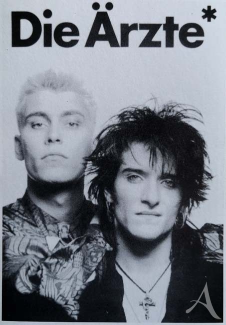 Postkarte - DIE ÄRZTE - ungelaufen - England um 1990