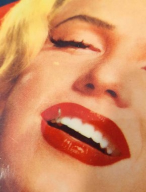 Altes TABLETT mit MARILYN MONROE- Motiv - "Made in Italy" - ca. 70er Jahre
